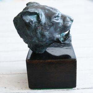 Luna the lioness - miniature